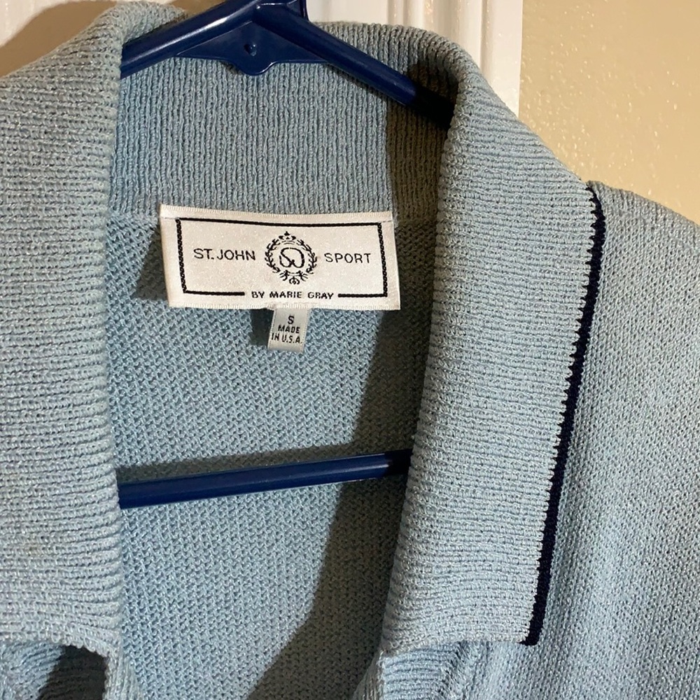 Beautiful St. John sport/Marie Gray size (S) jacket.  Light blue with navy trim.